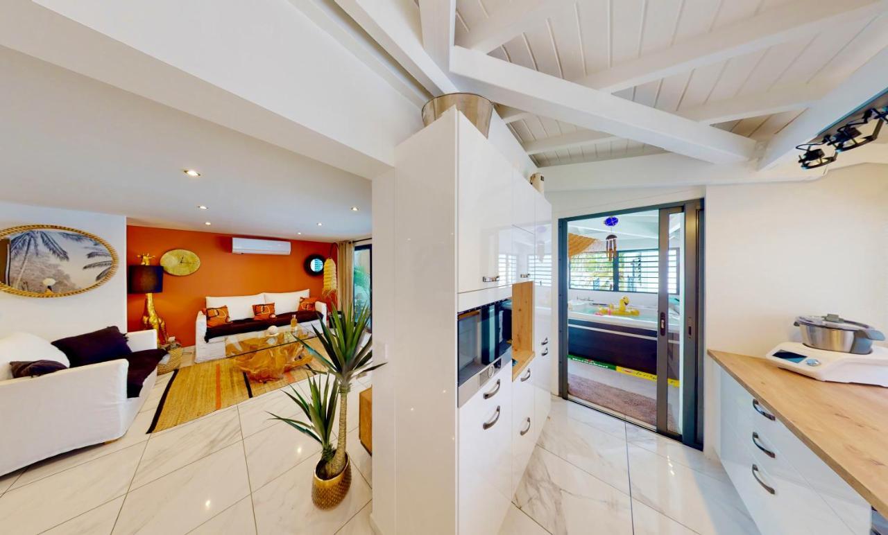 Marina, Spa & Sun - 2 Bedrooms - Luxury Apartment Anse Marcel ภายนอก รูปภาพ