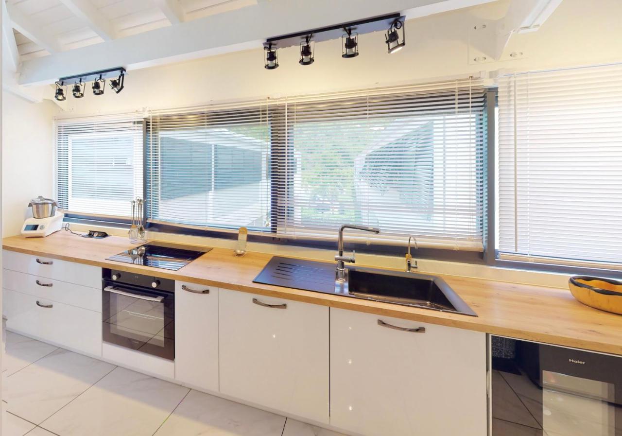 Marina, Spa & Sun - 2 Bedrooms - Luxury Apartment Anse Marcel ภายนอก รูปภาพ